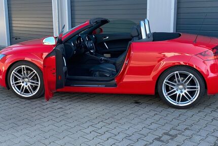 Audi TT 125.500 km 12.050 &euro; Wülfrath 42489