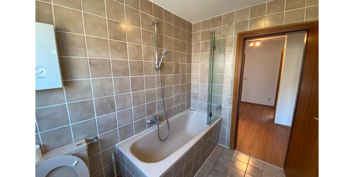 Dachgeschoßwohnung Hilden - 2 Zimmer, 60 m&sup2;, 960&euro; | Angebot:26341655