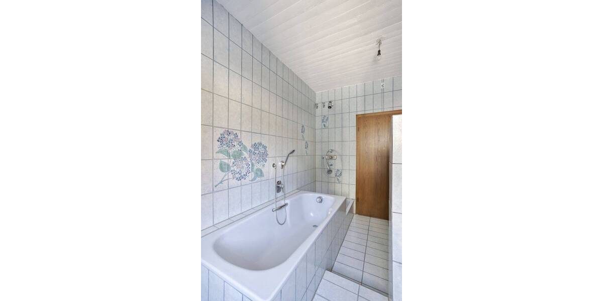 **Charaktervolles Zuhause, für individuelles Wohnen mit großzügiger Ausstattung** 5 zimmer