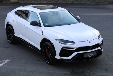 Lamborghini Urus 24.748 km 249.650 € Neuss 41460