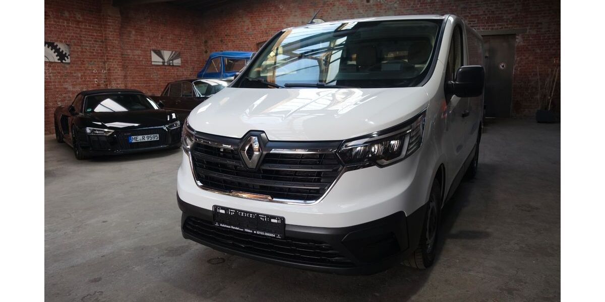 Renault Trafic 30.148 km 24.480 &euro; Hilden 40721