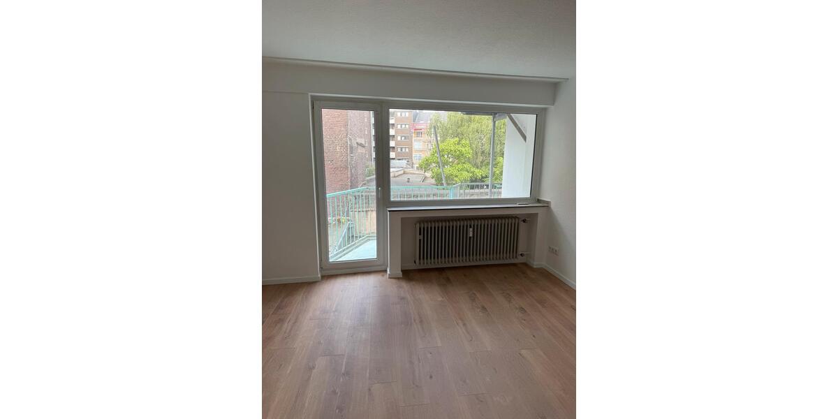 Etagenwohnung Düsseldorf Oberbilk - 1 Zimmer, 27 m&sup2;, 600&euro; | Angebot:25725333