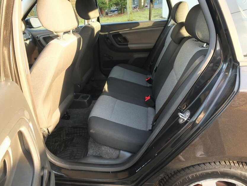 Skoda Fabia CLASSIC KLIMAANLAGE FINANZIERUNG möglich 146.211 km 3.498 € Köln 50858