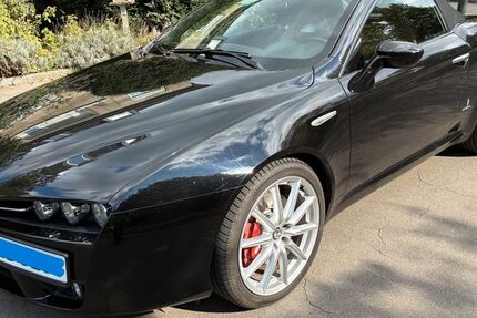 Alfa Romeo Spider 93.057 km 17.490 &euro; Düsseldorf 40213