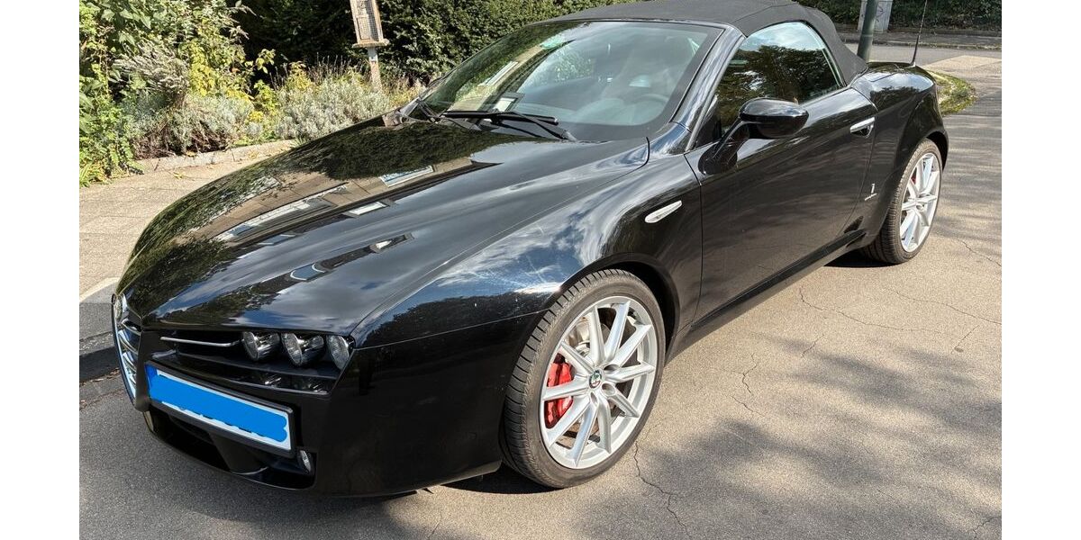 Alfa Romeo Spider 93.057 km 17.490 &euro; Düsseldorf 40213