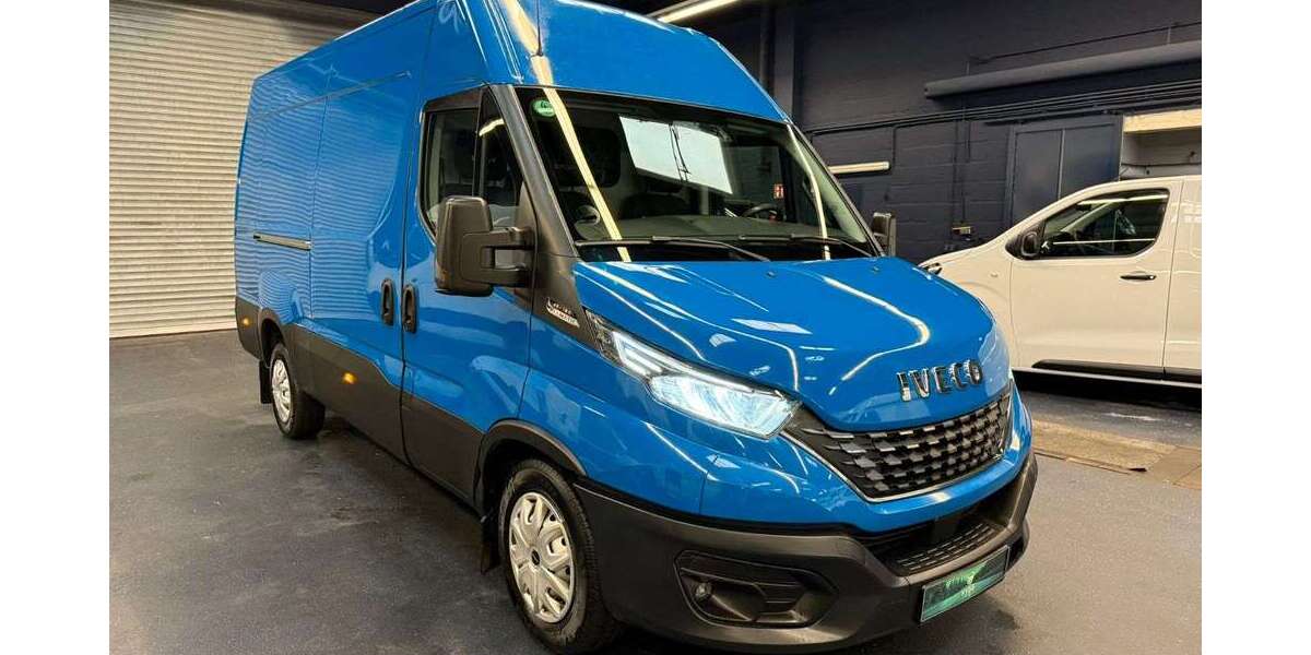 IVECO Massif 154.000 km 23.800 &euro; Hilden 40721