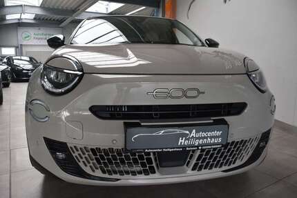 Fiat 600 9.898 km 22.980 &euro; Heiligenhaus 42579