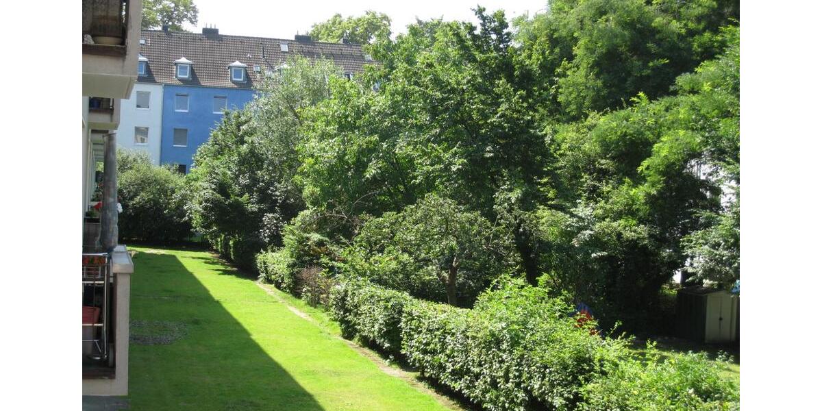 ***Von privat: 3-Zi DG-Whg in Düsseltal, bezugsbereit, renoviert 3 zimmer