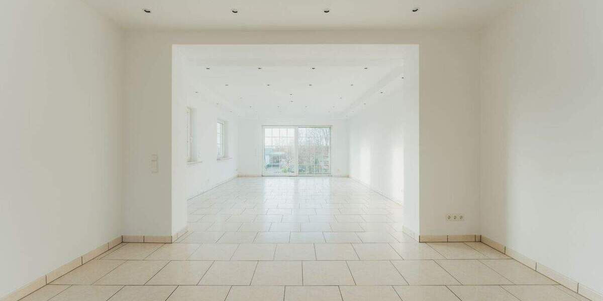 Mehrfamilienhaus, Wohnhaus Leverkusen Quettingen - 6 Zimmer, 345 m&sup2;, 569.000&euro; | Angebot:24793251