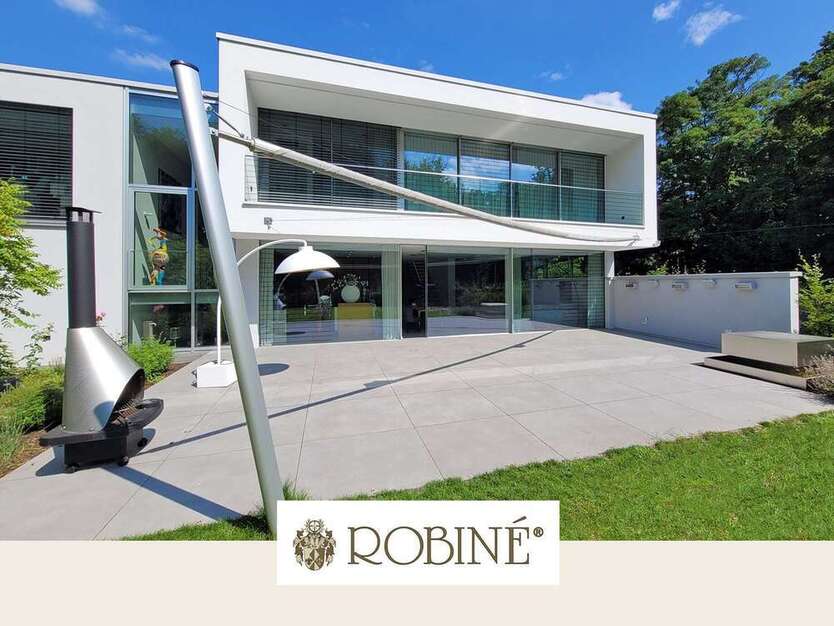Haus zum Kaufen in Dormagen 2.980.000 € 415 m²
