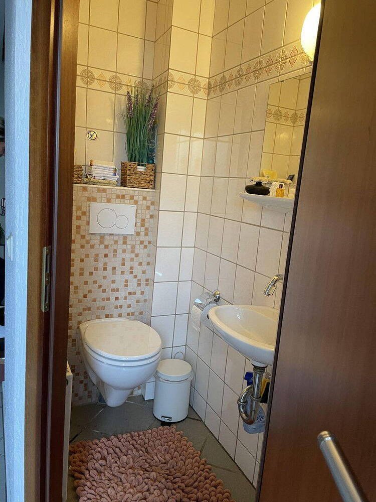 Attraktives Reihenendhaus mit EinliegerWohnung, Garten & Carport - Viel Platz für Familie & mehr