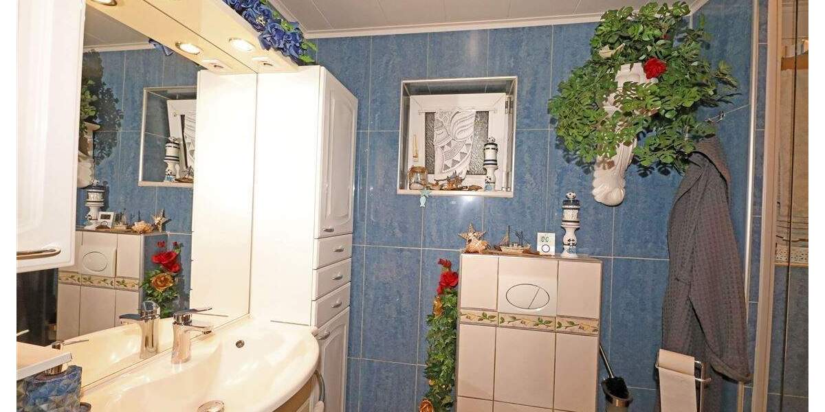 Reihenmittelhaus Düsseldorf Lierenfeld - 3 Zimmer, 130 m&sup2;, 425.000&euro; | Angebot:25631739