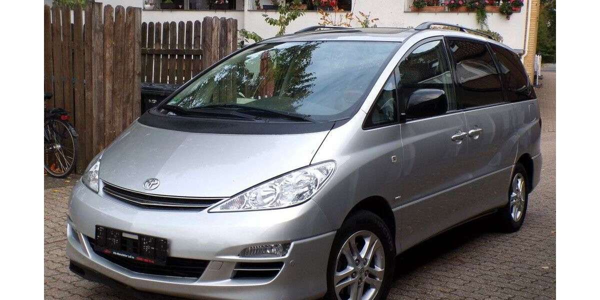 Toyota Previa 218.000 km 6.840 € Düsseldorf 40468