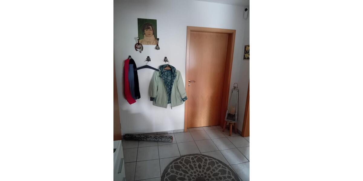 Zentrale, helle 2,5-Zi ETW mit 56m² im Vierfamilienhaus 2.5 zimmer