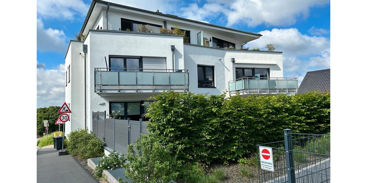 Helle 4-Zimmer Wohnung mit Südbalkon im 1.OG in am Ehrenberg 4 zimmer