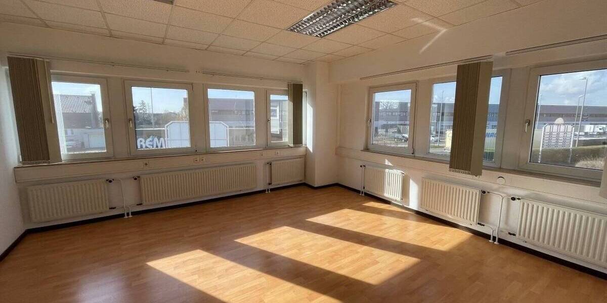 Gewerbeobjekt Langenfeld Richrath - 2.460&euro; | Angebot:23960767