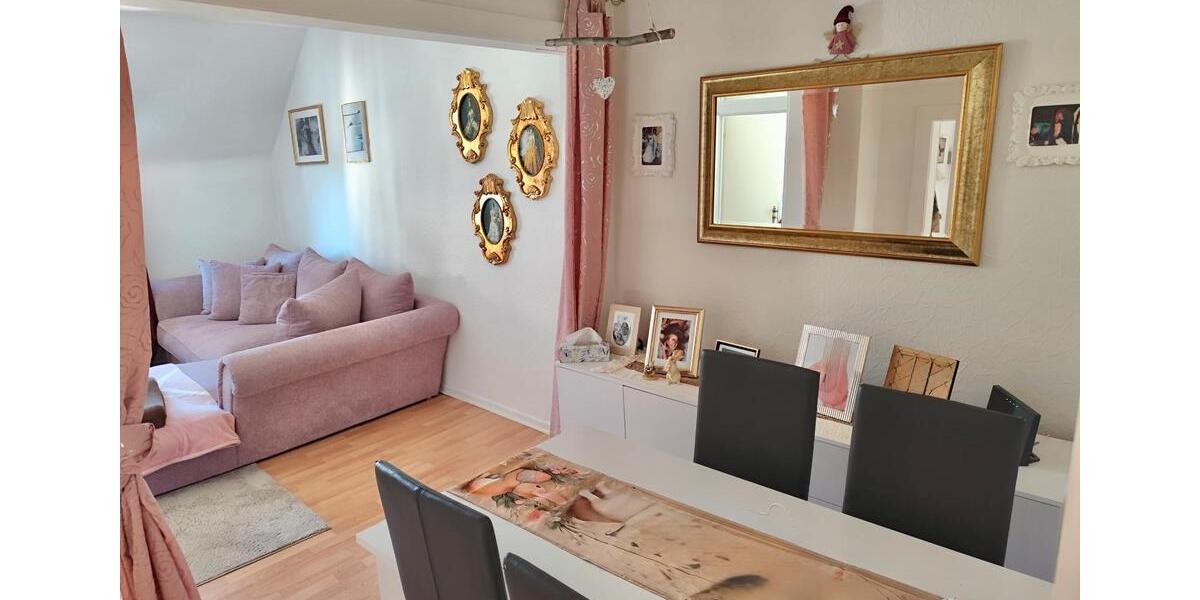 Dachgeschoßwohnung Solingen Wald - 2.5 Zimmer, 55 m&sup2;, 720&euro; | Angebot:26400660
