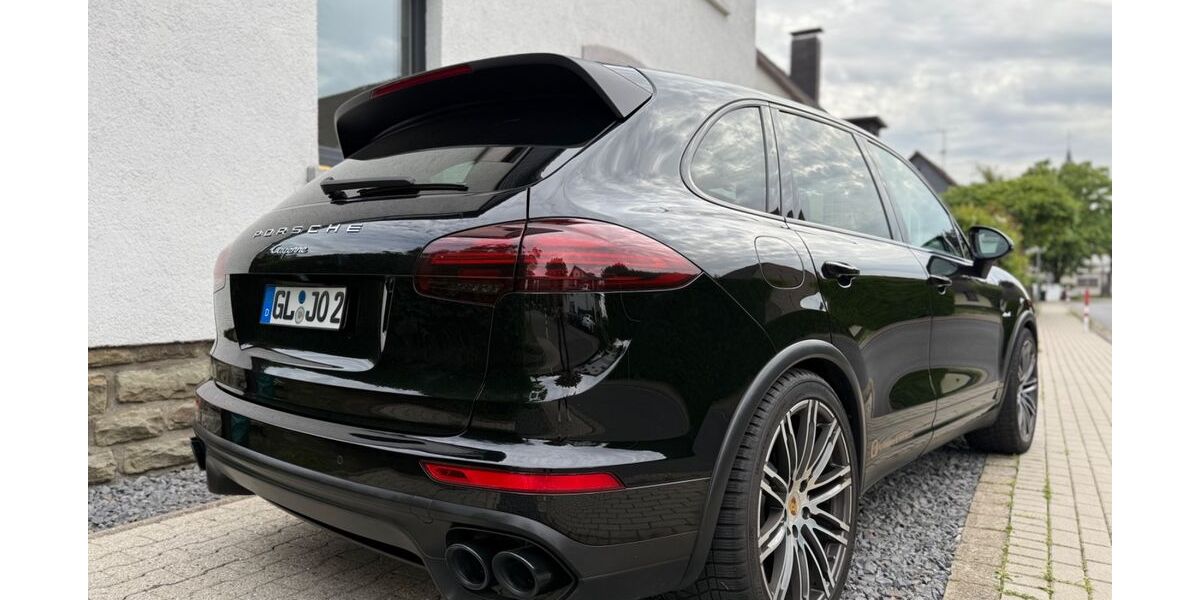 Porsche Cayenne 176.990 km 33.990 &euro; Bergisch Gladbach 51469