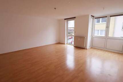 Wohnung zum Mieten in Wuppertal 414,83 € 76.82 m² 3 zimmer