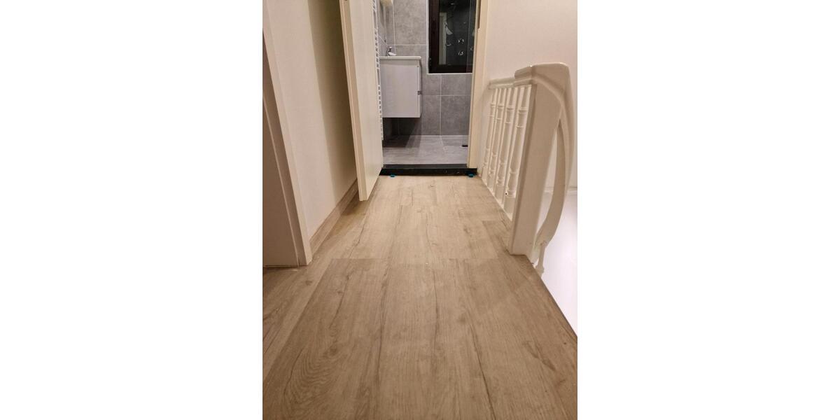 Doppelhaushälfte mit großem Garten und großzügigem Wintergarten 5 zimmer