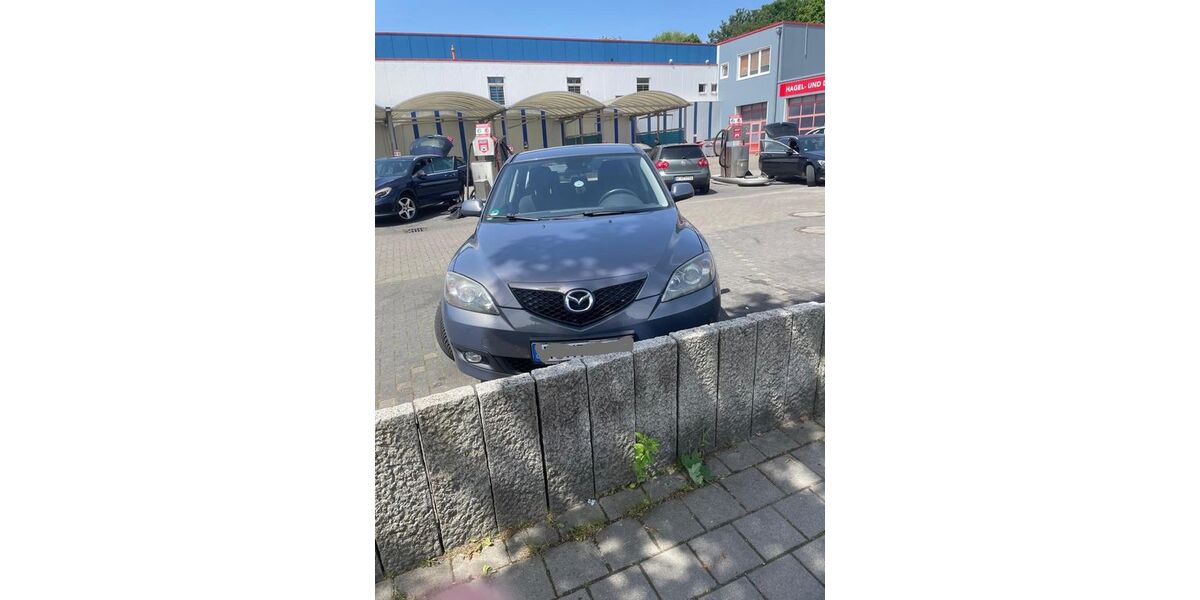 Mazda 3 187.000 km 2.999 &euro; Wuppertal 42281