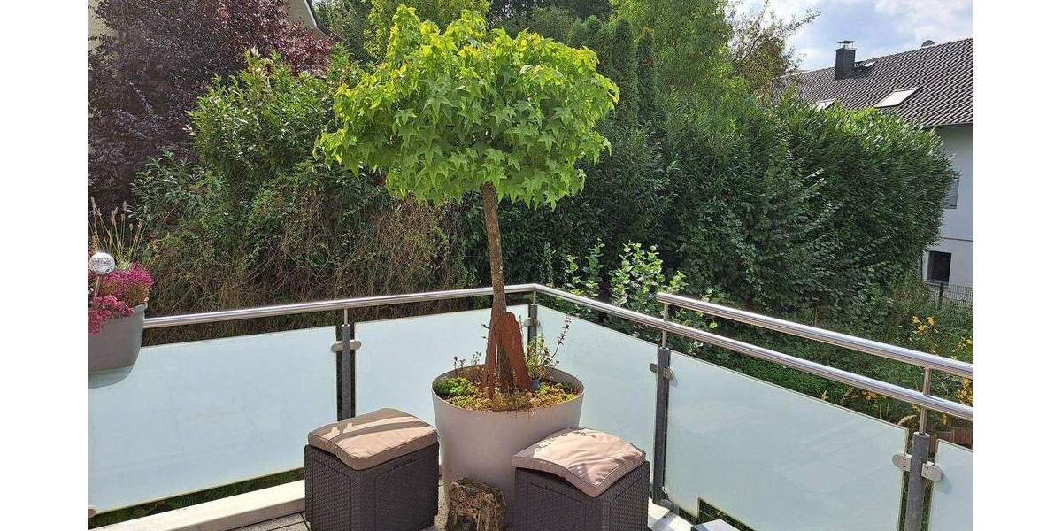 Etagenwohnung Leverkusen Quettingen - 4 Zimmer, 109 m&sup2;, 450.000&euro; | Angebot:25706284