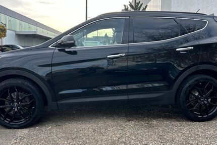 Hyundai SANTA FE 133.687 km 13.899 € Langenfeld 40764