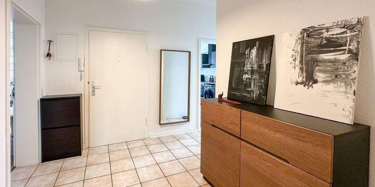 Etagenwohnung Düsseldorf Grafenberg - 3 Zimmer, 100 m&sup2;, 1.300&euro; | Angebot:25820119