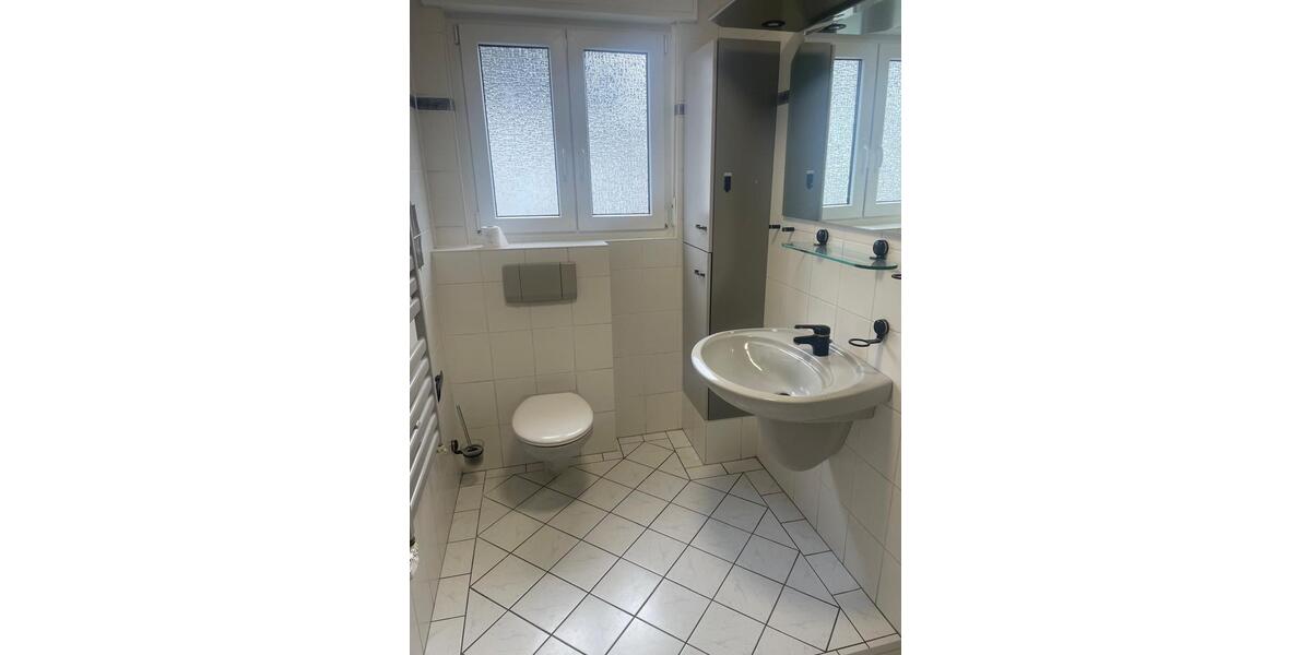 Etagenwohnung Leverkusen Schlebusch - 3 Zimmer, 85 m&sup2;, 1.400&euro; | Angebot:25420297