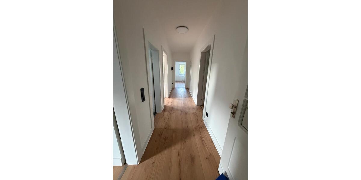 Etagenwohnung Schalksmühle - 5 Zimmer, 76 m&sup2;, 706&euro; | Angebot:26276817