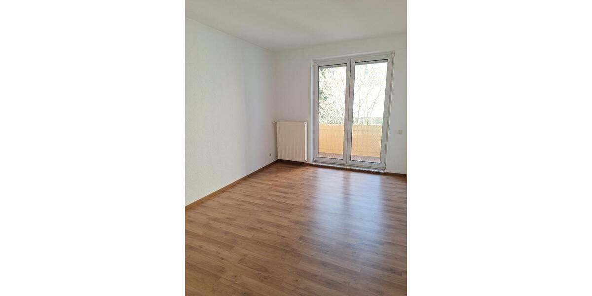 Etagenwohnung Solingen - 3 Zimmer, 80 m&sup2;, 560&euro; | Angebot:25784080