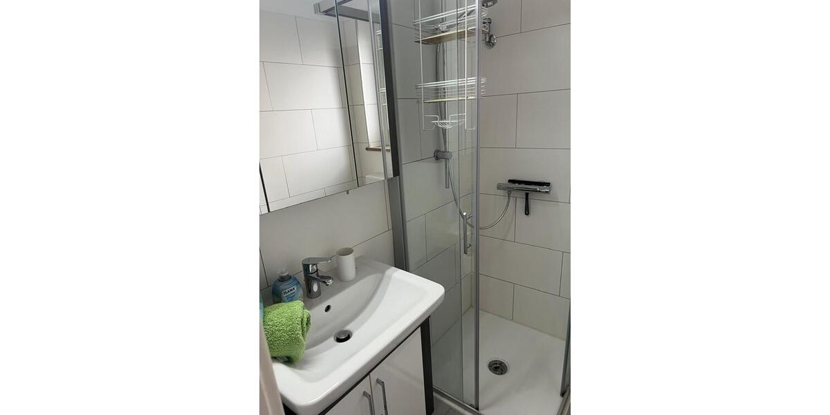 D-Zoo, attraktive möbl. 2 Zi. ETW, ruhig und Zentral , ca. 40qm Wfl., 8qm Nfl. im Keller zimmer