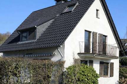Haus Odenthal - 5 Zimmer, 142 m&sup2;, 420.000&euro; | Angebot:25972722