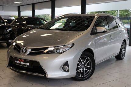 Toyota Auris 141.000 km 9.600 € Köln 51149