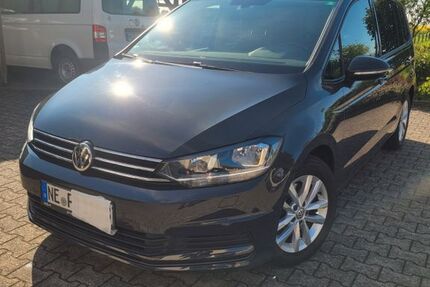 VW Touran 103.000 km 17.599 &euro; Dormagen 41542