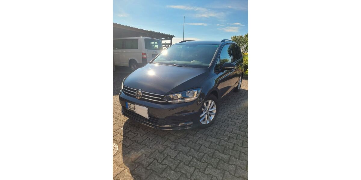 VW Touran 103.000 km 17.599 &euro; Dormagen 41542