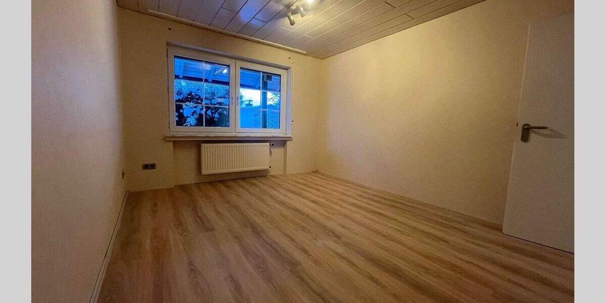 Exklusive 2,5 Zimmer Erdgeschosswohnung mit Kamin und Terrasse in ruhiger Lage von Rönsahl! 2 zimmer
