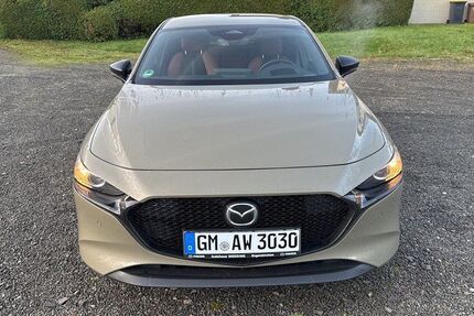 Mazda 3 7.174 km 26.980 &euro; Engelskirchen 51766