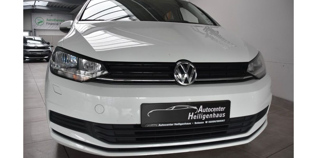 VW Touran 150.452 km 11.380 &euro; Heiligenhaus 42579