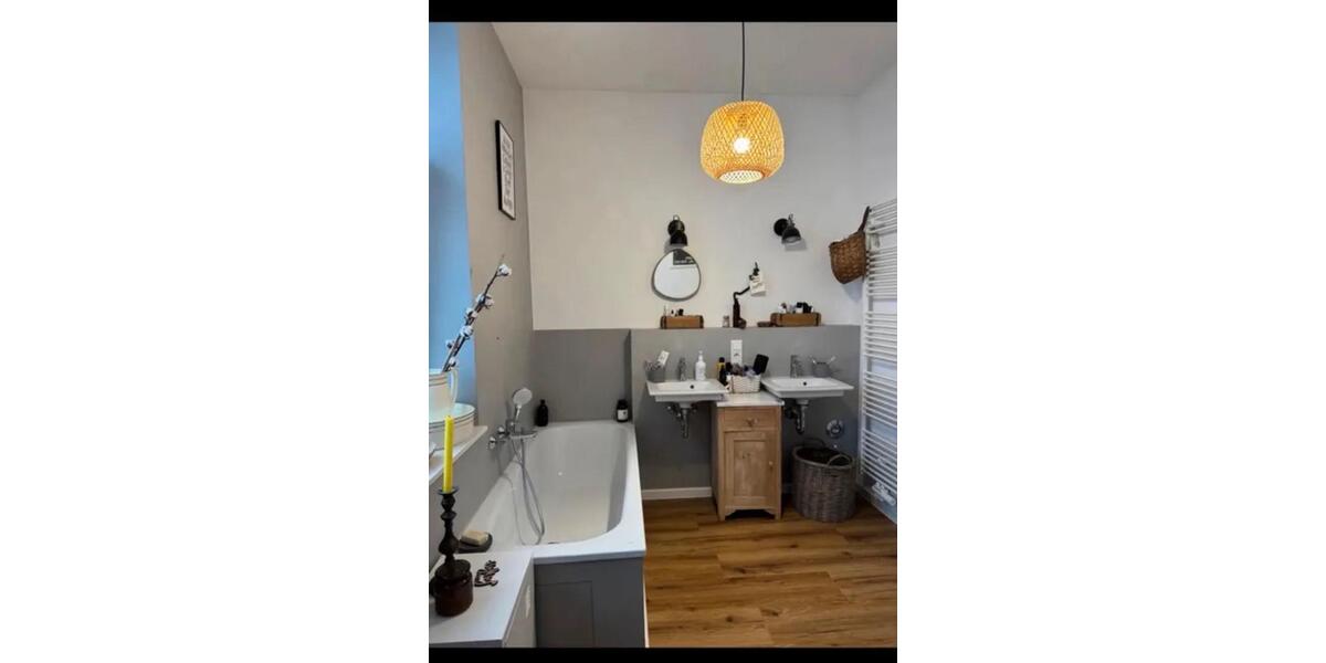 Erdgeschoßwohnung Düsseldorf Stadtbezirk 2 - 2 Zimmer, 95 m&sup2;, 1.050&euro; | Angebot:26413862