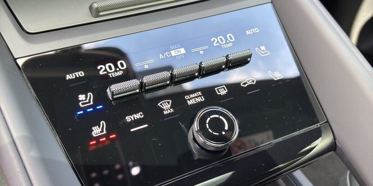 Porsche Macan 4S Bose Pano Volleder Sitzklim 0,25% 7.998 km 87.500 &euro; Wuppertal 42327