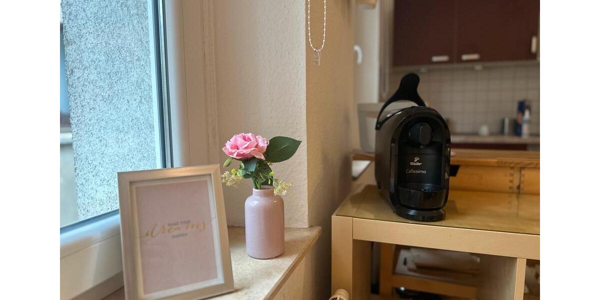 Etagenwohnung Düsseldorf Derendorf - 1 Zimmer, 38 m&sup2;, 695&euro; | Angebot:25782610