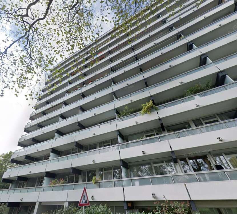 Wohnung zum Kaufen in Köln 120.000 € 25 m²