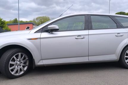 Ford Mondeo 384.000 km 2.000 &euro; Hückeswagen 42499