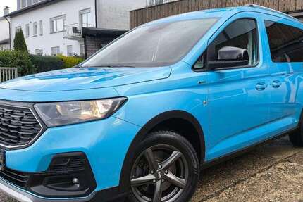 Ford Tourneo Connect 55.100 km 27.450 &euro; Solingen 42657