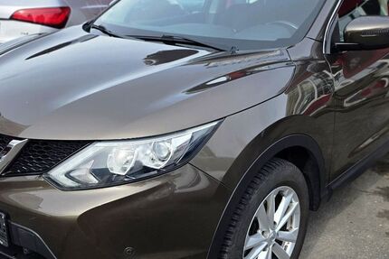 Nissan Qashqai 116.355 km 12.950 &euro; Solingen 42659