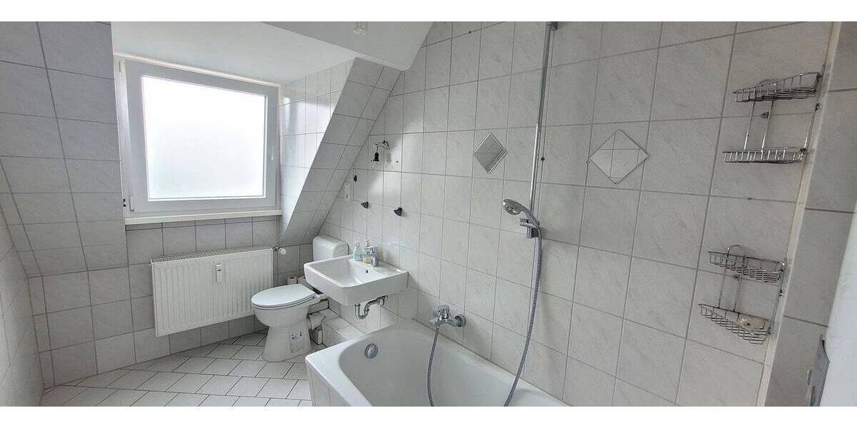 Etagenwohnung Wuppertal Beyenburg - 3 Zimmer, 78 m&sup2;, 780&euro; | Angebot:26875149