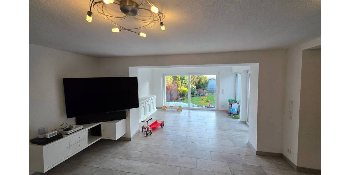 Doppelhaushälfte + Mehrfamilienhaus in 42549 Velbert 9 zimmer