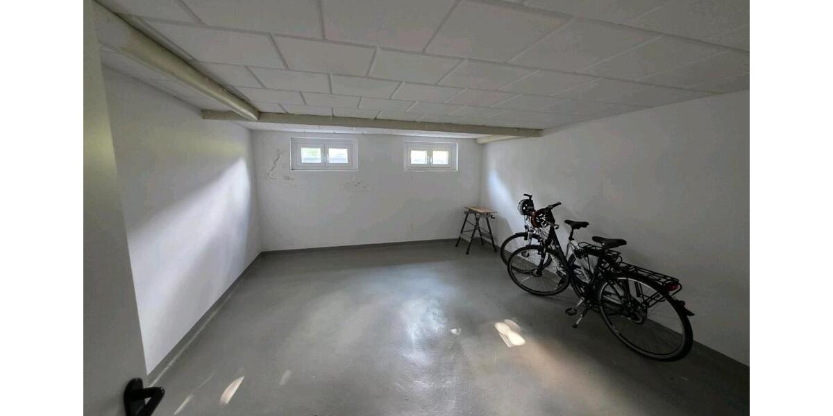 Moderne 2-Zimmer-Wohnung mit Balkon + Küche im Herzen von Dönberg 2.5 zimmer