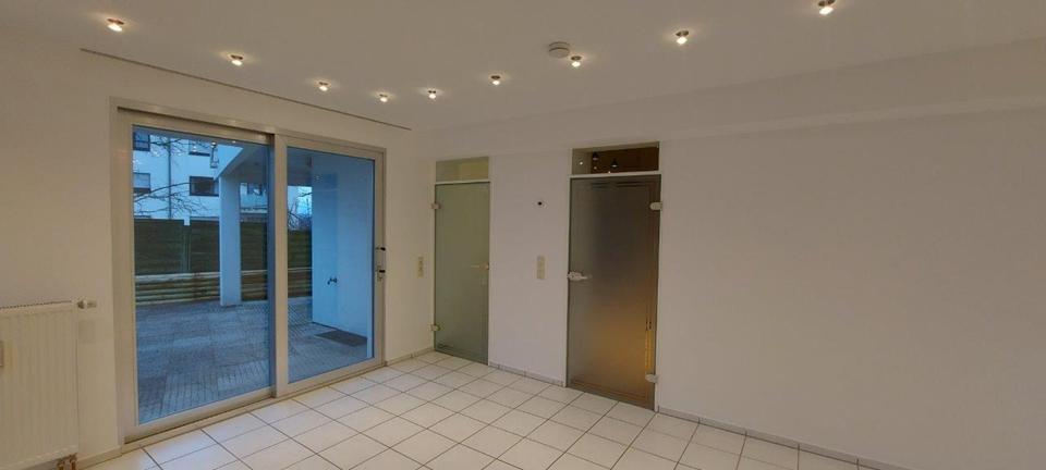 Erdgeschoßwohnung Solingen Central - 2 Zimmer, 86 m&sup2;, 1.000&euro; | Angebot:26367908